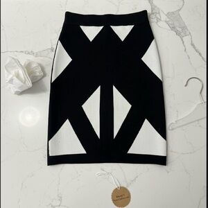 BCBGMAXAZRIA Natalee Geometric Jacquard Bodycon Pencil Skirt -Black/White size S